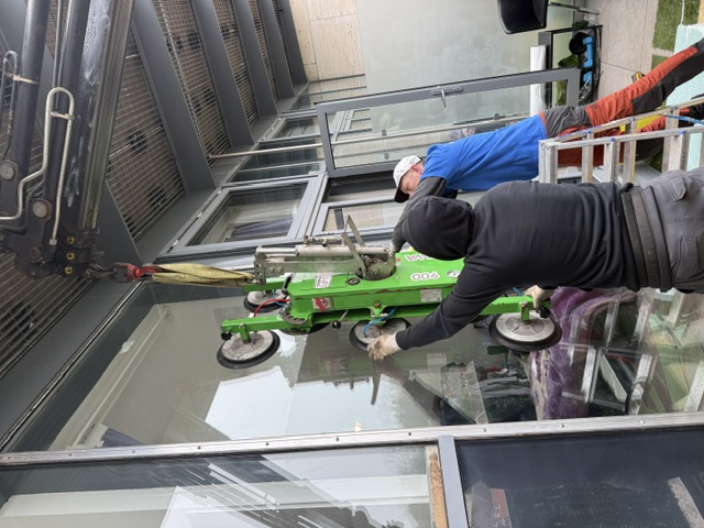About Colindale Glazing